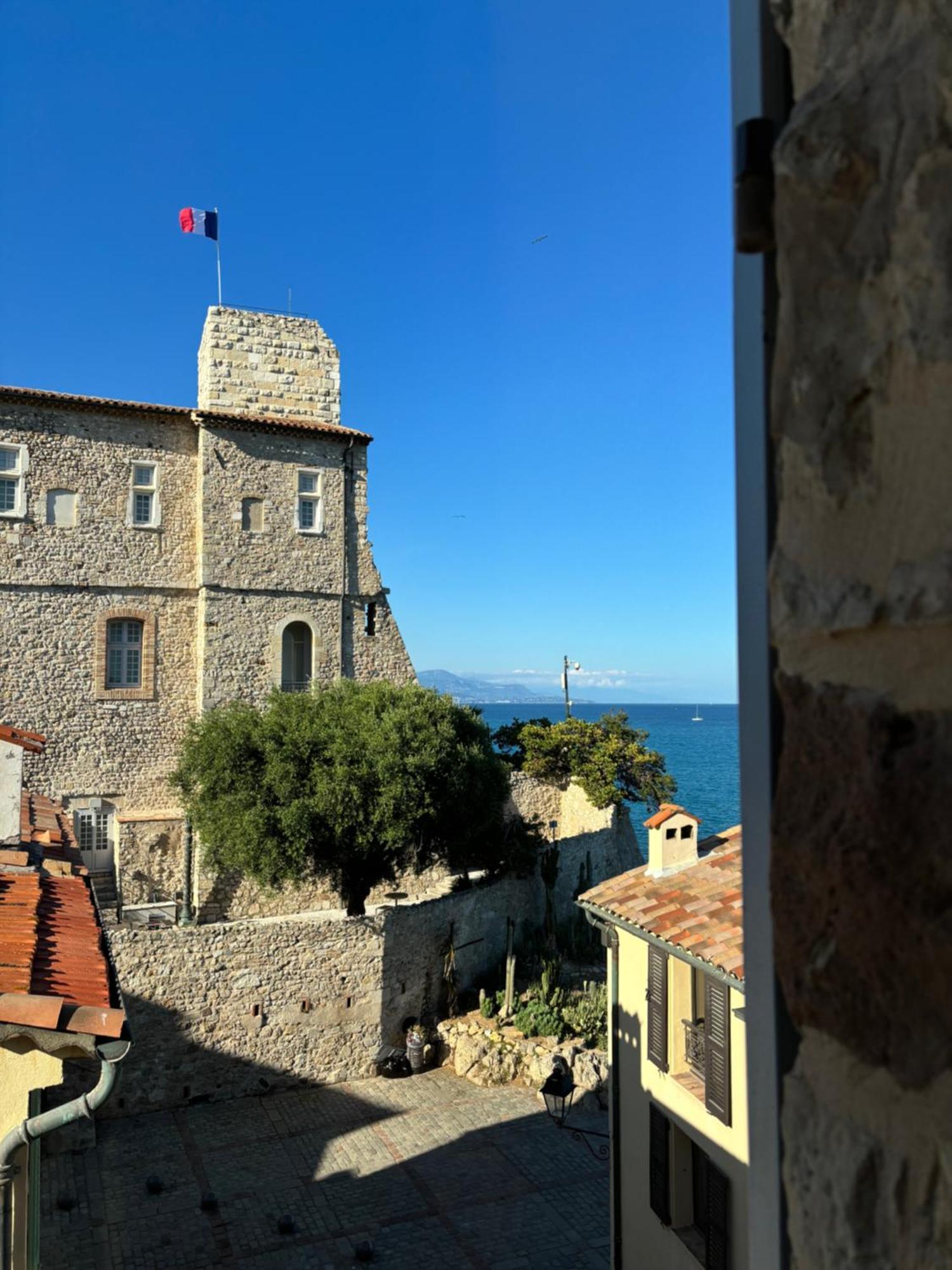 Ferienwohnung La Pablita, Vieil Antibes, Remparts Exterior foto